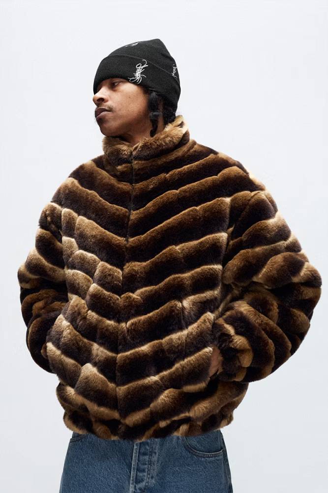 Новая коллекция Supreme весна лето 2024
