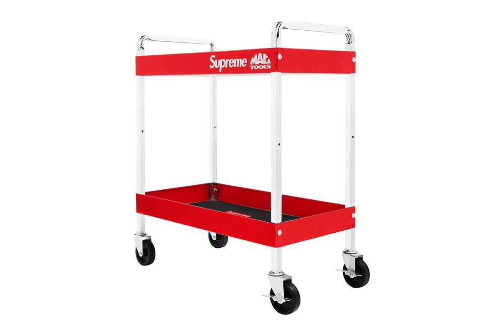 Аксессуары Supreme