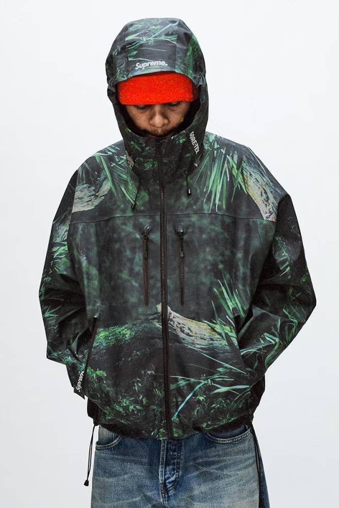 Новая коллекция Supreme весна лето 2024