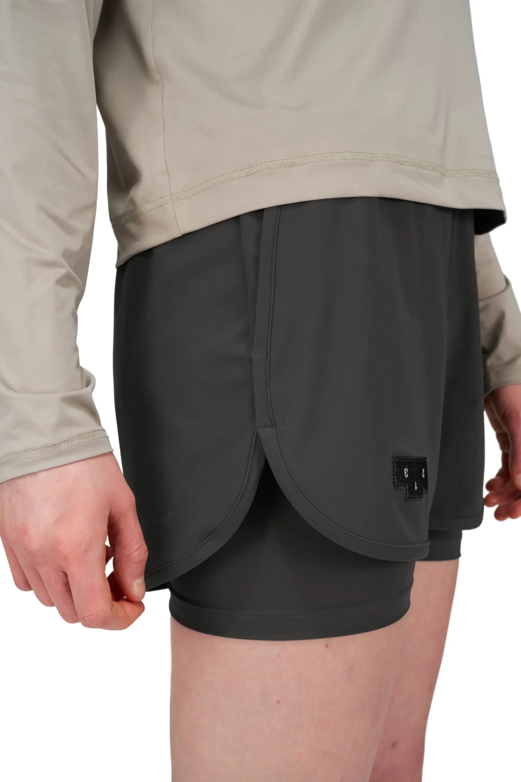 Шорты UNNA Flow Shorts 3" W Dark Grey