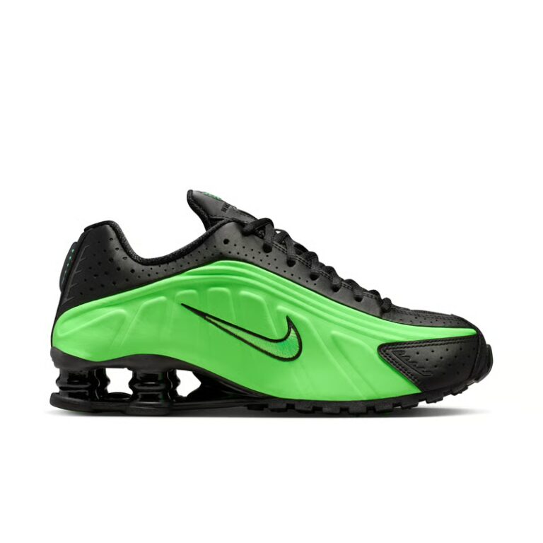 Кроссовки Nike Shox R4 Black/Voltage Green