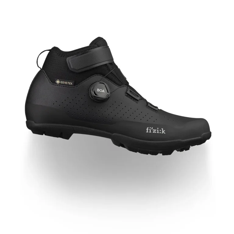 Велотуфли Fizik Terra Artica GTX Black/Black
