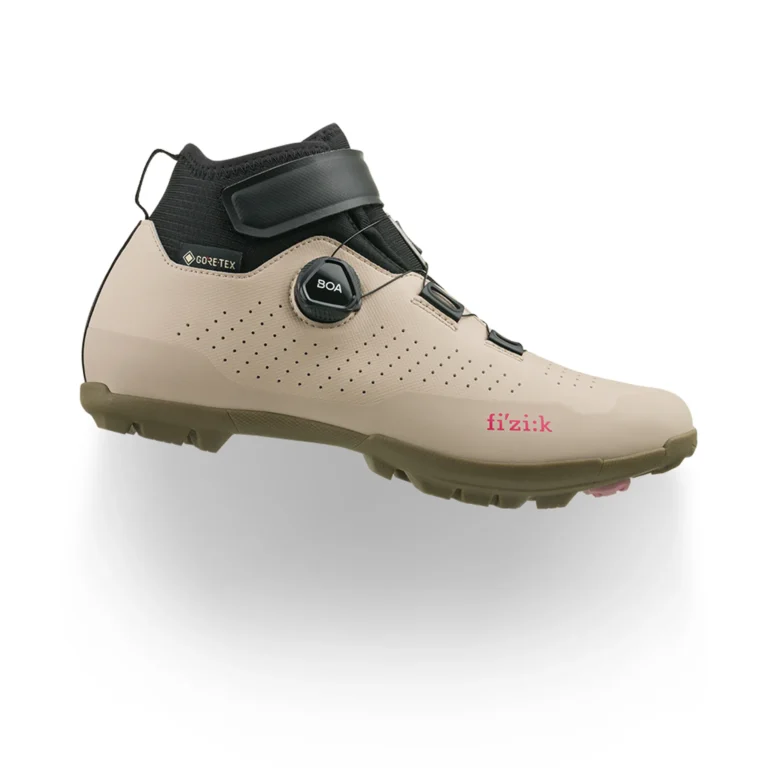 Велотуфли Fizik Terra Artica GTX Desert Black