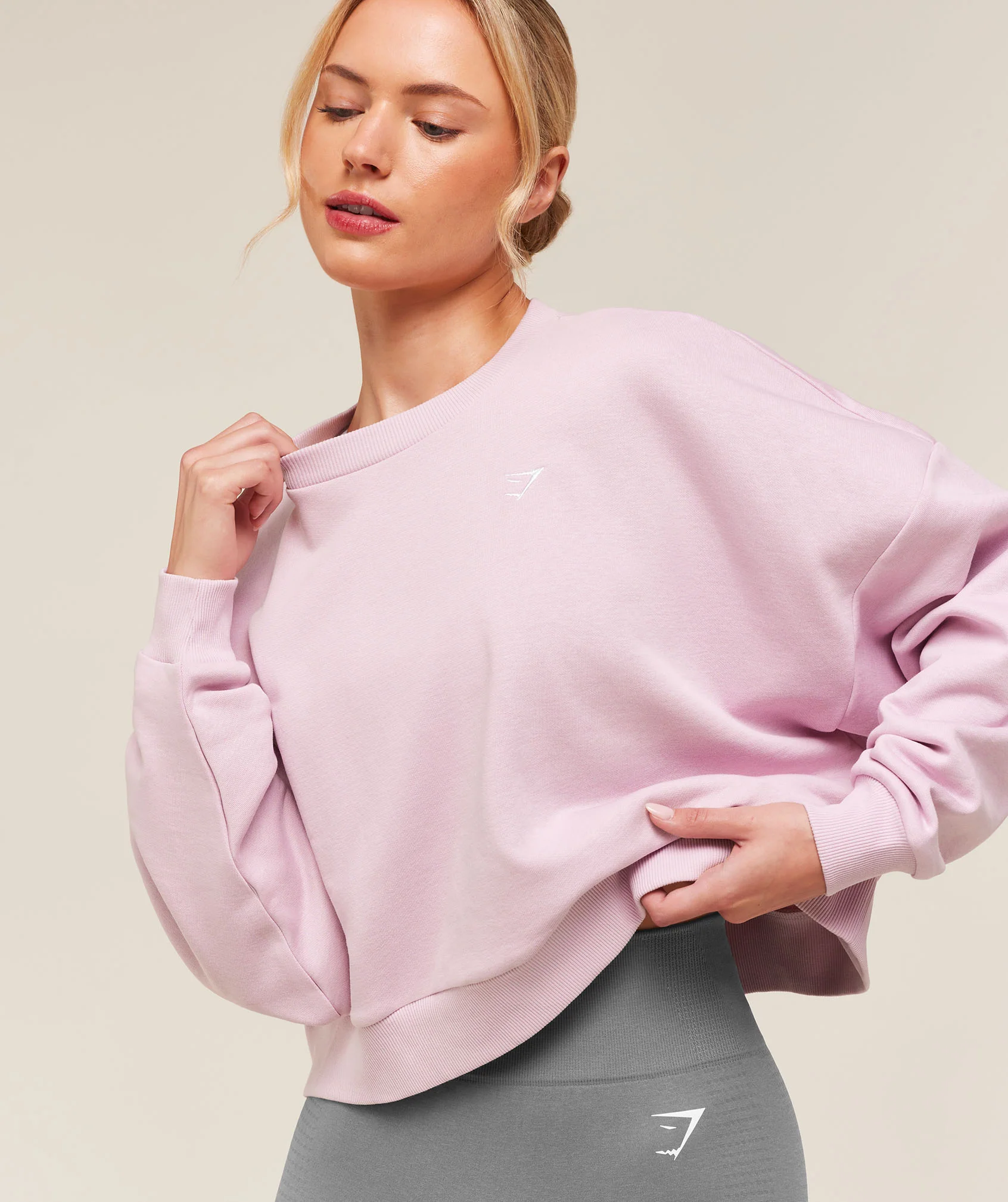Свитшот GymShark Training Oversized Boxy Sweatshirt Haze Pink