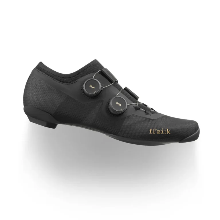 Велотуфли для шоссе Fizik Vega Carbon Black/Black