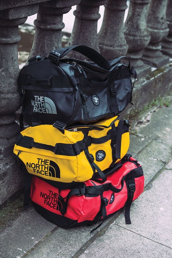 THE NORTH FACE CAMP DUFFLE BAG
