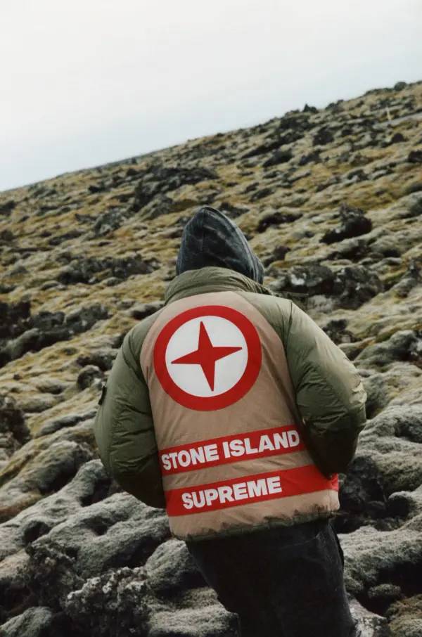 Коллаборация Supreme Stone Island 2023
